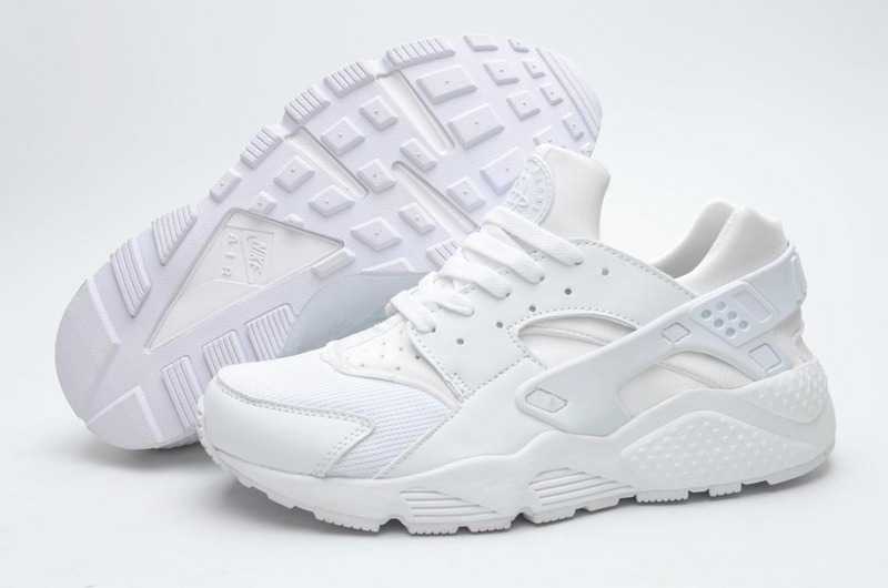 air huarache blanche et rose air huarache blanche et rose